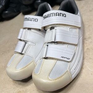New women’s shimano cycling/ racing/ spinning shoes 🚵‍♀️